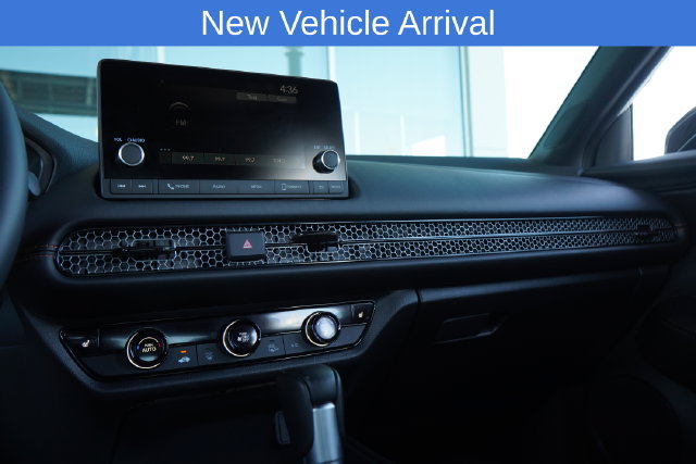 Used 2025 Honda HR-V Sport image 17