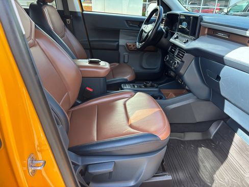 Used 2022 Ford Maverick Lariat w/ Equipment Group 500A Standard image 14