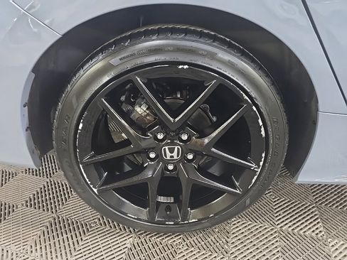Used 2023 Honda Civic Sport image 13