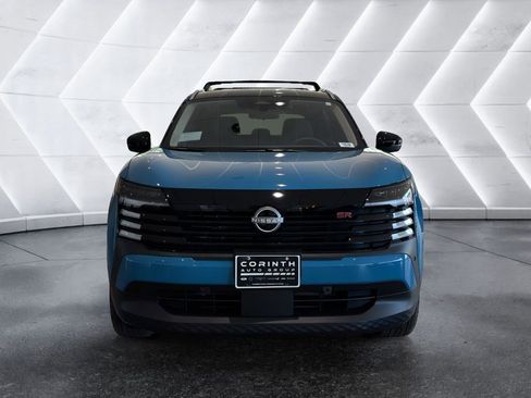 New 2026 Nissan Kicks SR w/ Cold Weather Package image 2