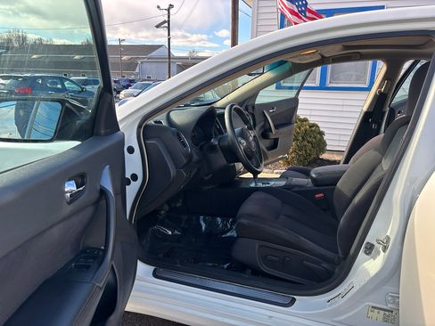 Used 2014 Nissan Maxima 3.5 S w/ Limited Edition Package image 17