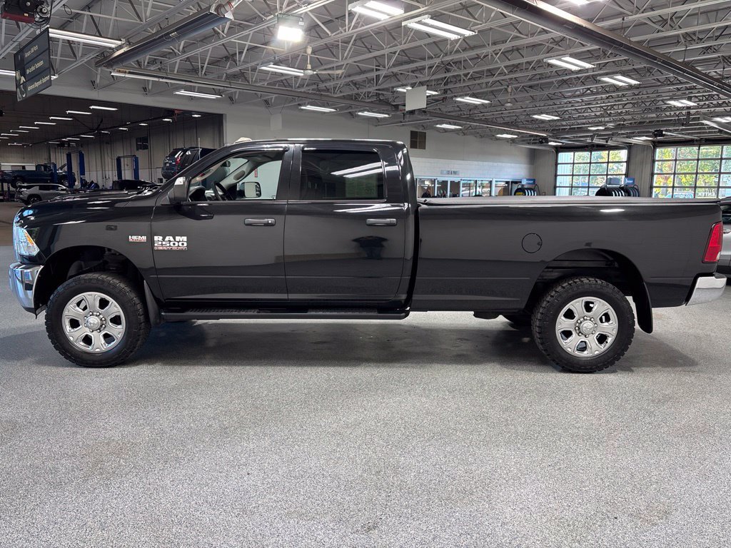 Used 2018 RAM 2500 Tradesman w/ Chrome Appearance Group AWD/4WD image 4