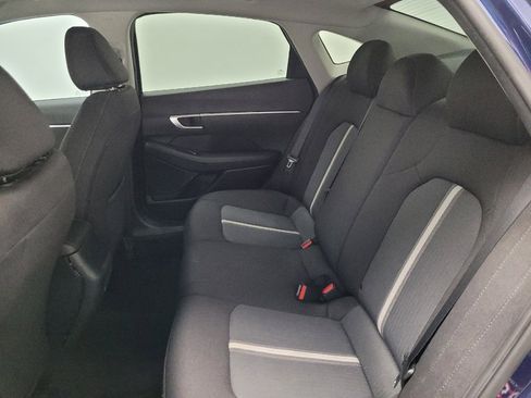 Used 2022 Hyundai Sonata SE w/ Cargo Package image 18