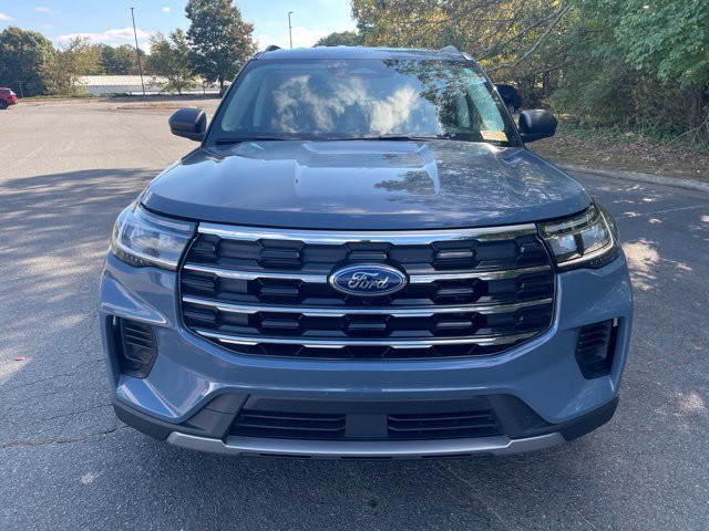 Used 2025 Ford Explorer Active RWD image 8