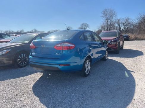 Used 2014 Ford Fiesta SE image 5