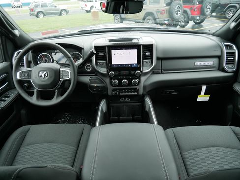 New 2025 RAM 2500 Big Horn image 9