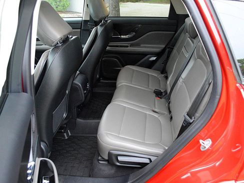 Used 2023 Lincoln Corsair AWD w/ Equipment Group 101A image 14