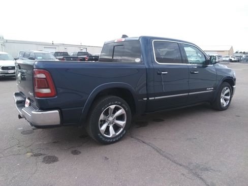 Used 2022 RAM 1500 Limited AWD/4WD image 5