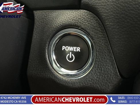 Used 2025 Toyota RAV4 XLE AWD/4WD image 30