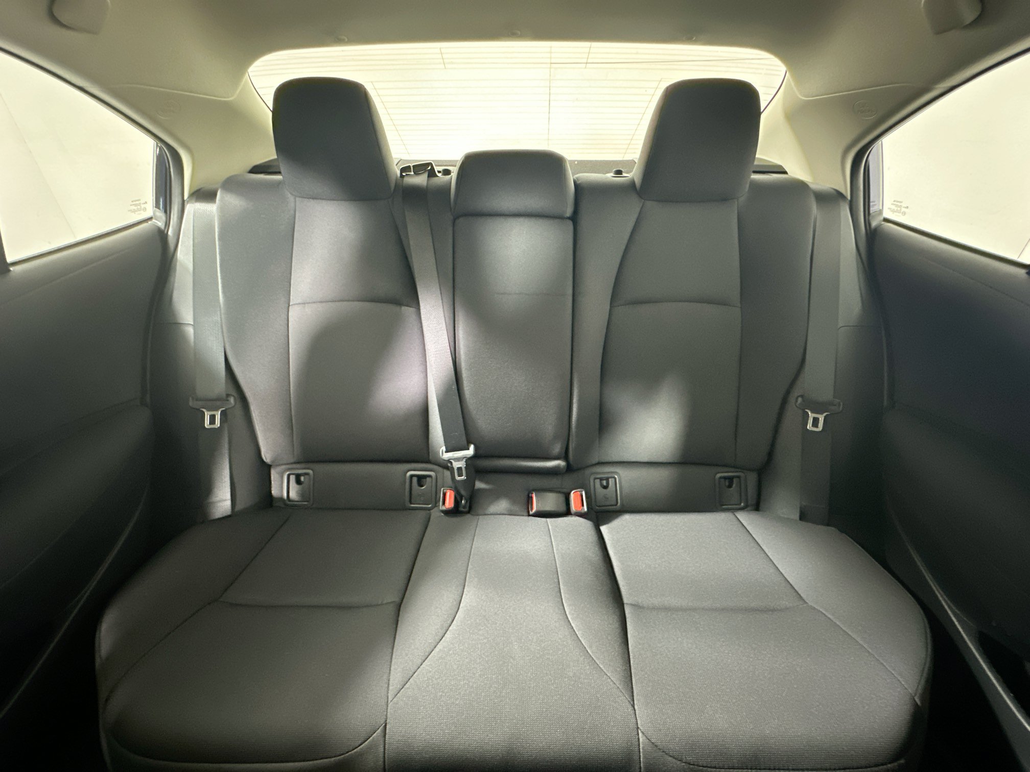 Used 2023 Toyota Corolla LE FWD image 29