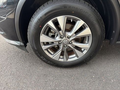 Used 2016 Nissan Murano S image 24