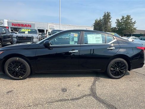 New 2025 Nissan Altima 2.5 SV w/ SV Special Edition Package image 7