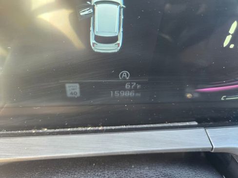 Used 2025 Kia Telluride AWD image 3