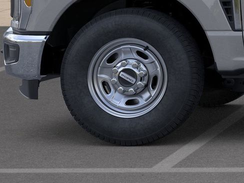 New 2026 Ford F350 XL w/ XL Chrome Package image 19