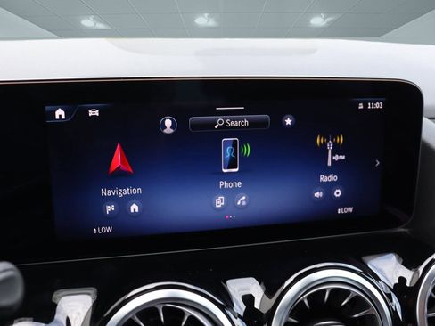 Certified 2025 Mercedes-Benz GLA 250 image 41