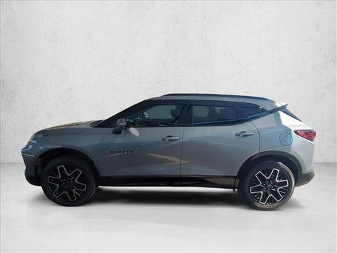 Used 2025 Chevrolet Blazer RS w/ Driver Confidence II Package image 9