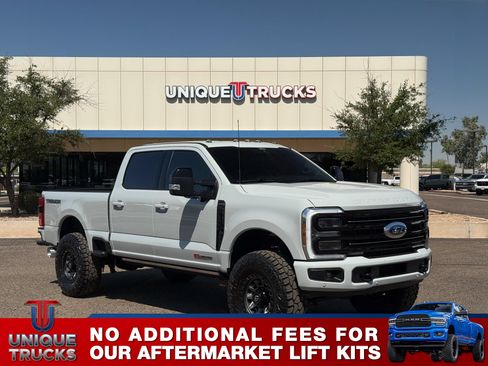 Used 2026 Ford F250 Platinum w/ Tremor Off-Road Package AWD/4WD image 3