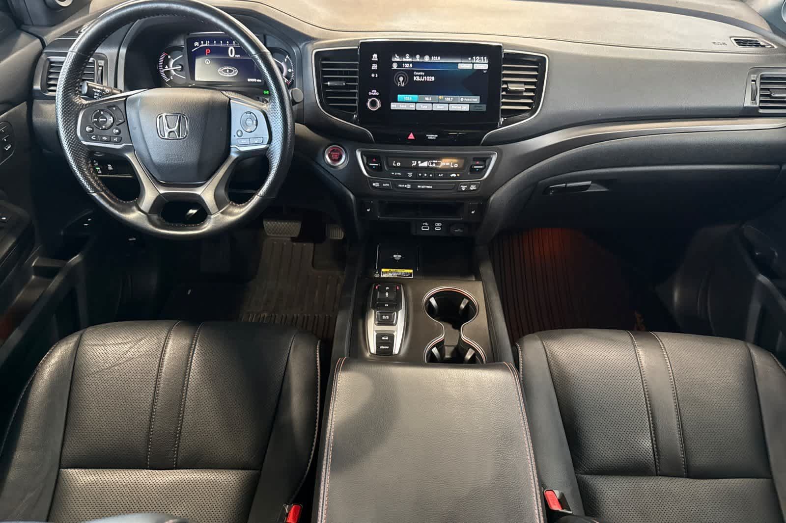 Certified 2024 Honda Passport TrailSport image 3
