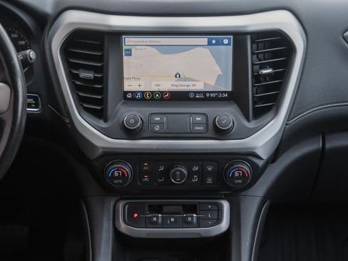 Used 2020 GMC Acadia SLT w/ Premium Package FWD image 26