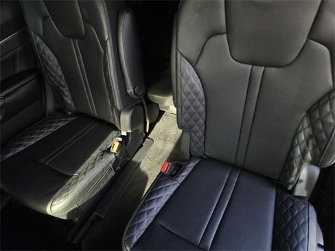 Certified 2021 Kia Sorento SX image 16