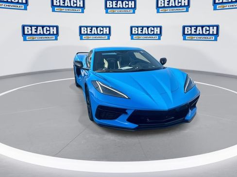 Used 2021 Chevrolet Corvette Stingray Preferred Conv w/ Z51 Performance Package RWD image 3