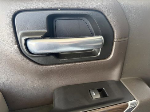 Used 2019 GMC Sierra 1500 SLT w/ SLT Premium Plus Package image 18