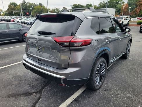 New 2026 Nissan Rogue Platinum w/ Platinum Premium Package image 3