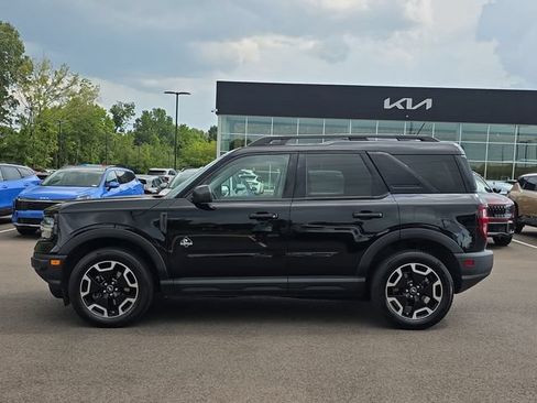 Used 2022 Ford Bronco Sport Outer Banks AWD/4WD image 2