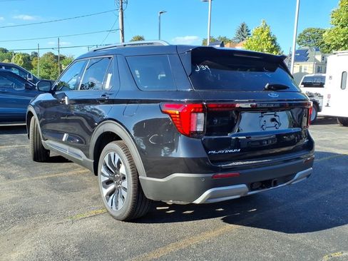 New 2026 Ford Explorer Platinum w/ LUX Leather Package AWD/4WD image 6