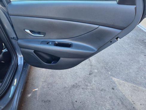 New 2026 Hyundai Elantra SE image 24