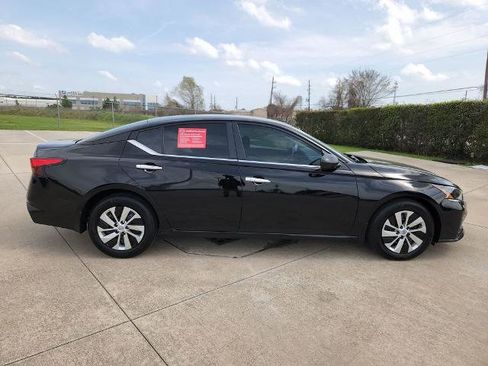 Certified 2024 Nissan Altima 2.5 S image 4