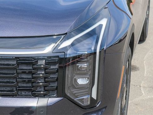 New 2026 Kia Sportage EX image 5