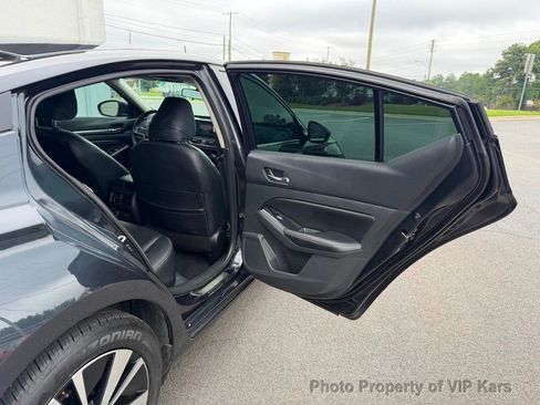 Used 2022 Nissan Altima 2.5 SL FWD image 14