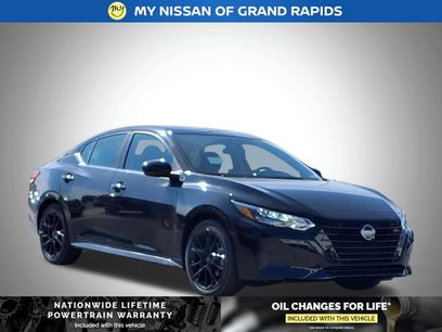 New 2025 Nissan Sentra SR w/ Midnight Edition