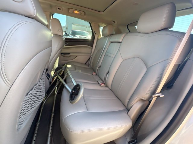 Used 2014 Cadillac SRX Luxury w/ Driver Awareness Package FWD image 25
