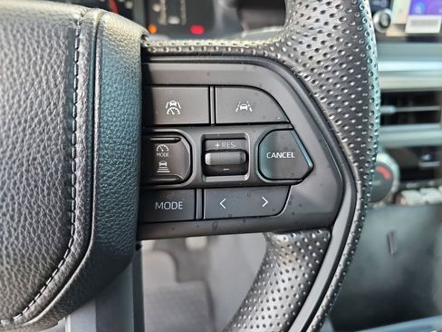 Certified 2024 Toyota Tacoma SR5 AWD/4WD image 12