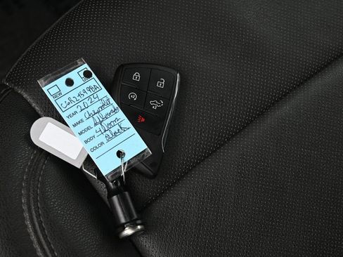 Used 2024 Chevrolet Silverado 1500 LTZ w/ LTZ Premium Package image 19