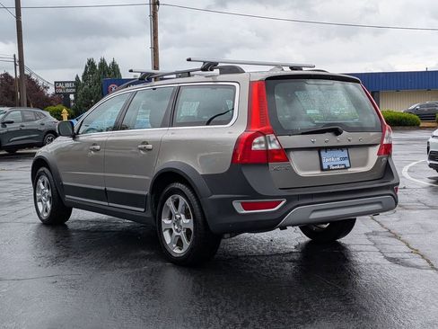 Used 2011 Volvo XC70 3.2 AWD/4WD image 4