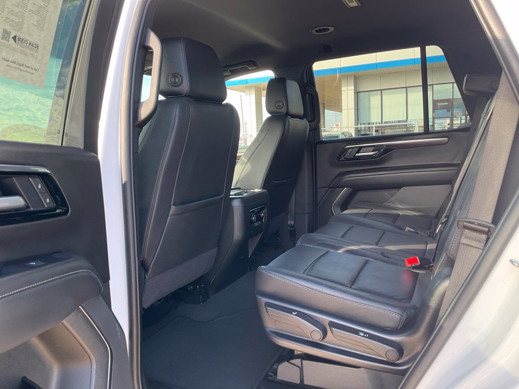 Used 2025 Chevrolet Tahoe LT AWD/4WD image 24