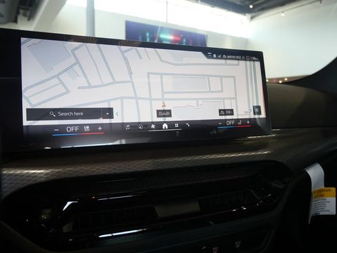 Used 2026 BMW 430i Coupe w/ Parking Assistance Package RWD image 16