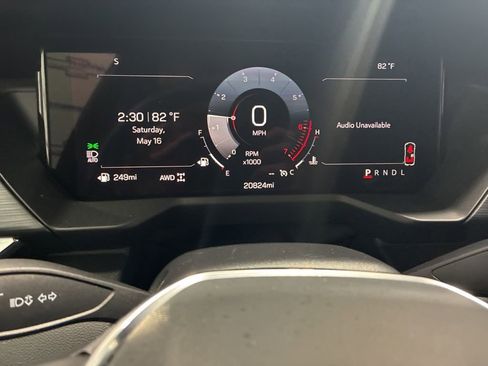 Used 2026 GMC Acadia Elevation w/ Elevation Premium Package AWD/4WD image 20