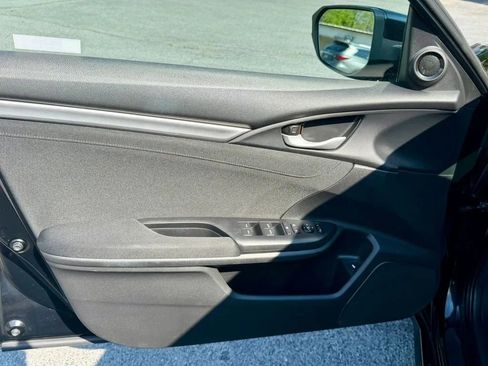 Used 2020 Honda Civic EX image 13