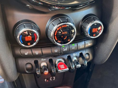 Used 2017 MINI Cooper S image 19