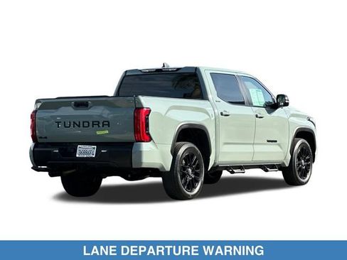 Used 2025 Toyota Tundra Limited AWD/4WD image 5