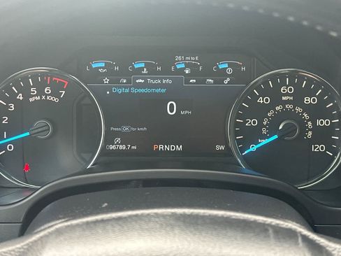 Used 2018 Ford F150 Lariat w/ Equipment Group 502A Luxury AWD/4WD image 24