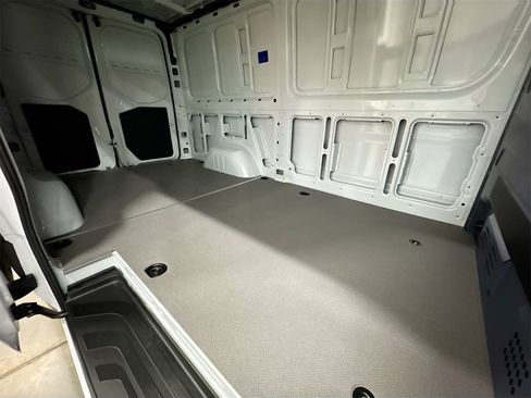 Certified 2025 Mercedes-Benz Sprinter 2500 image 25