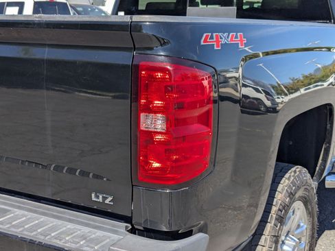 Used 2017 Chevrolet Silverado 3500 LTZ w/ Duramax Plus Package AWD/4WD image 11