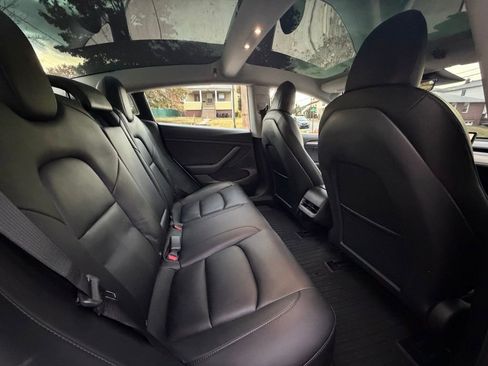Used 2022 Tesla Model 3 Long Range image 18
