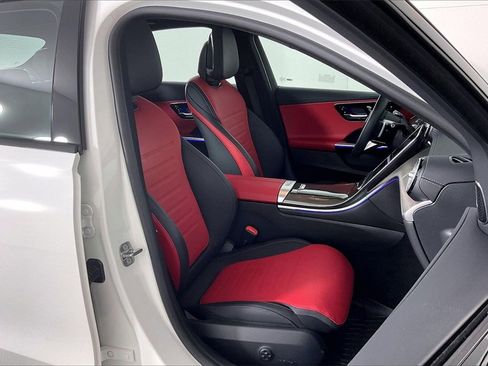 Certified 2025 Mercedes-Benz C 300 4MATIC Sedan image 7