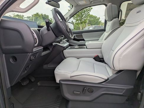 New 2026 Ford Expedition Platinum AWD/4WD image 25